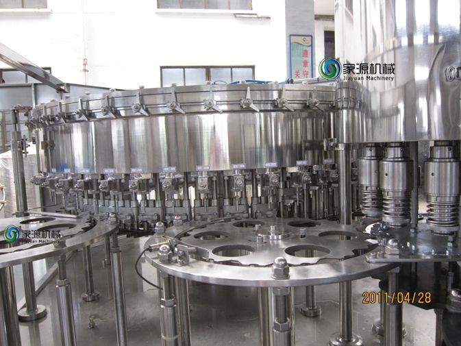 CSD のための自動炭酸清涼飲料の充填機 PLC 制御 20000bph 1