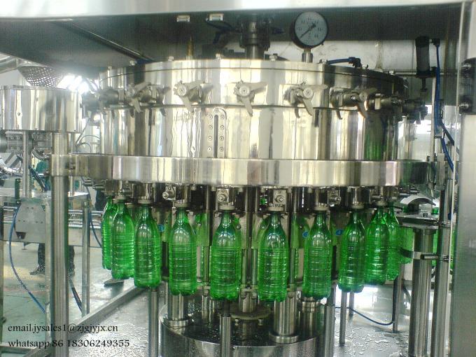 自動回転式びんは飲み物の充填機/清涼飲料の生産ラインを炭酸塩化しました 3