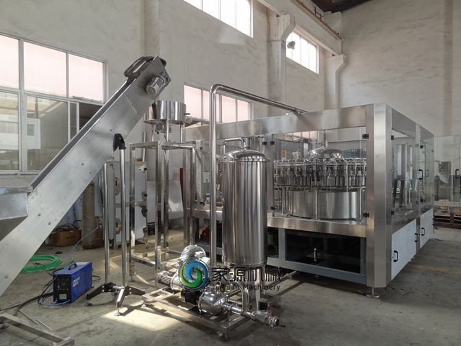 18-18-6 機械にステンレス鋼 CGF の天然水の充填機を作る飲料 4